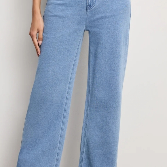 Good American Sky Blue Wide Leg Jeans - Picture 3 of 4